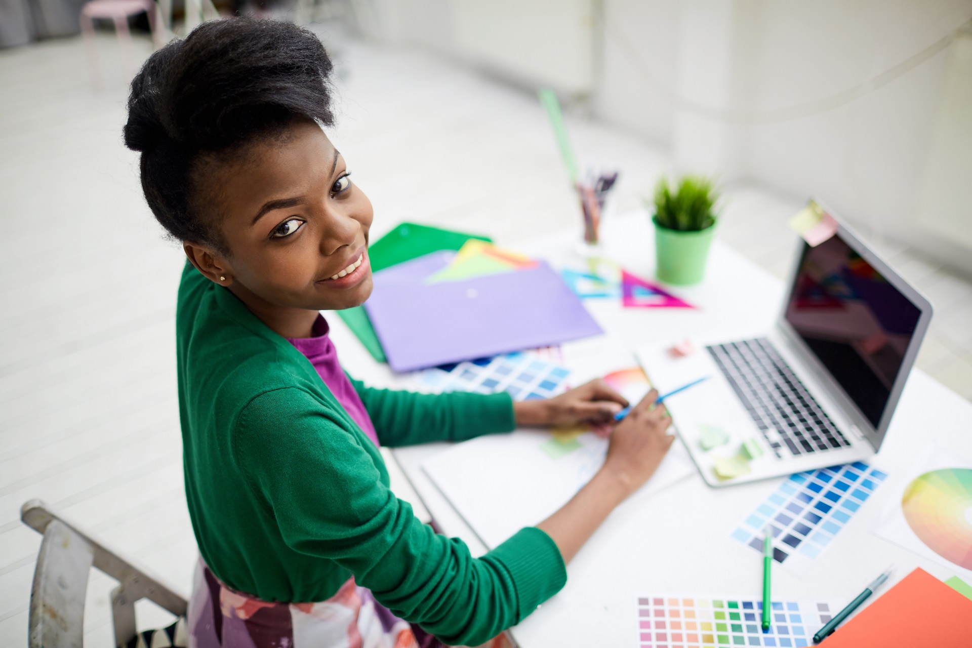 Agence Digitale à Douala - Hi-Tech Vision
